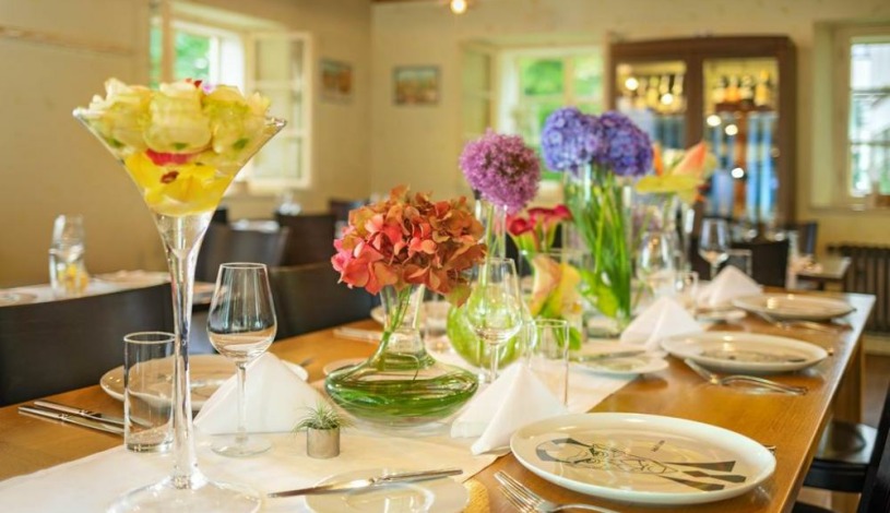 BELLEVUE HOTEL BENEŠOV Benešov