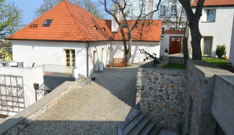 BELLEVUE HOTEL BENEŠOV Benešov