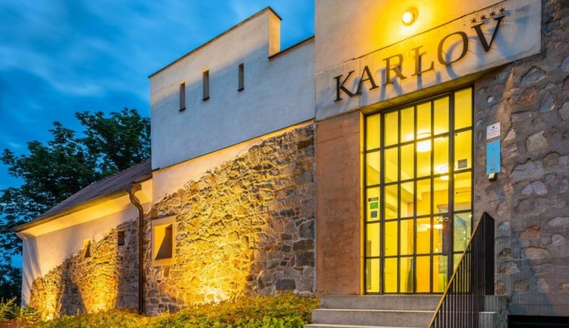 BELLEVUE HOTEL BENEŠOV Benešov