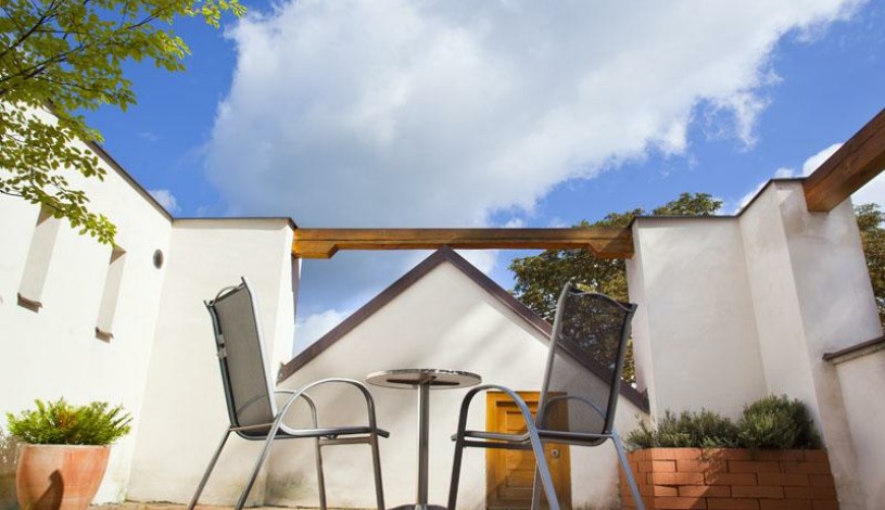 BELLEVUE HOTEL BENEŠOV Benešov - DeLuxe