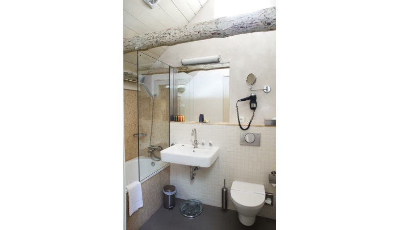 BELLEVUE HOTEL BENEŠOV Benešov