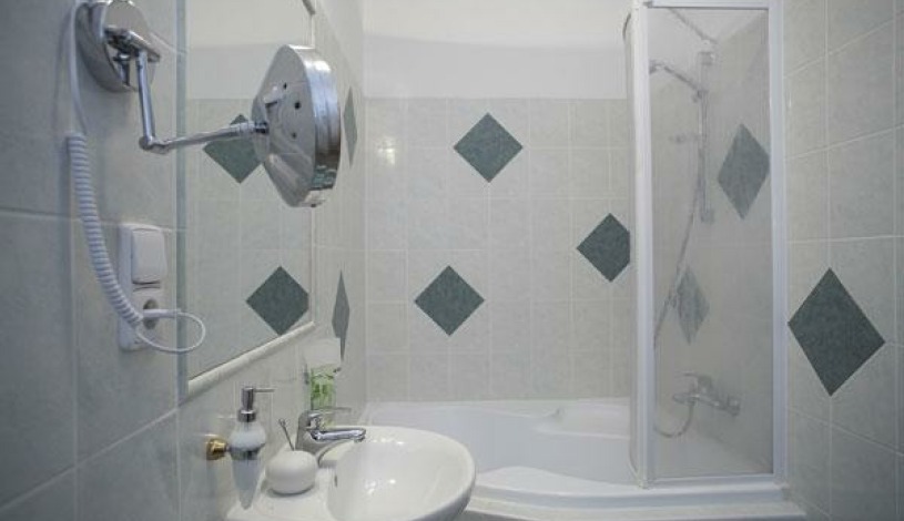 Pension Konopiště Benešov - Discreet