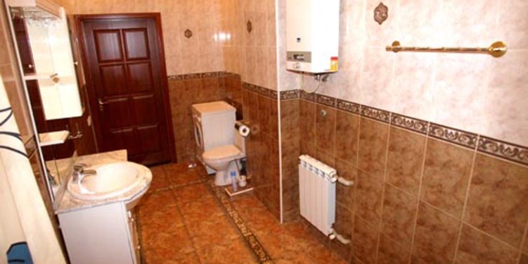 1-bedroom Kiev with kitchen for 4 persons