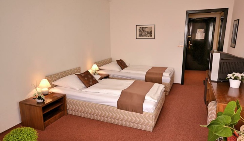 A - AUSTERLITZ hotel  Brno - dvoulůžkový standart