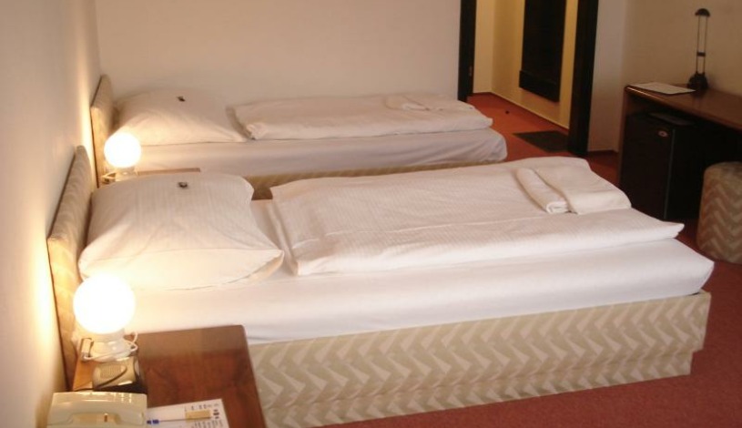 A - AUSTERLITZ hotel  Brno - dvoulůžkový standart