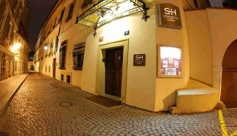 Hotel Kampa Stará zbrojnice – Sivek Hotels Praha