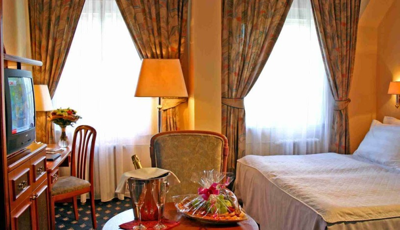 Hotel Kampa Stará zbrojnice – Sivek Hotels Praha