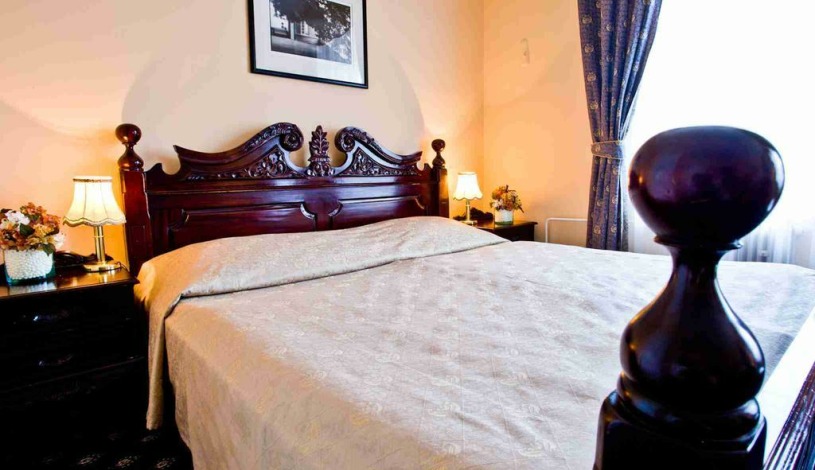 Hotel Kampa Stará zbrojnice – Sivek Hotels Praha