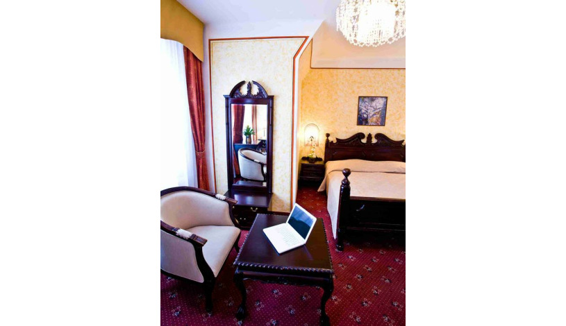 Hotel Kampa Stará zbrojnice – Sivek Hotels Praha