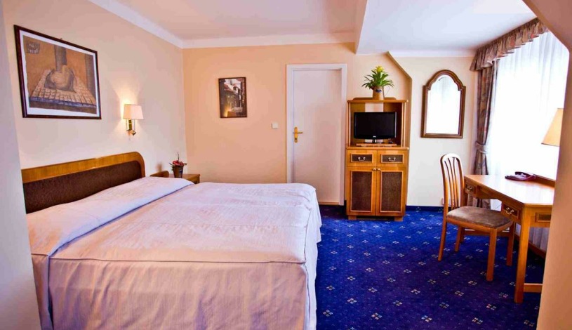 Hotel Kampa Stará zbrojnice – Sivek Hotels Praha