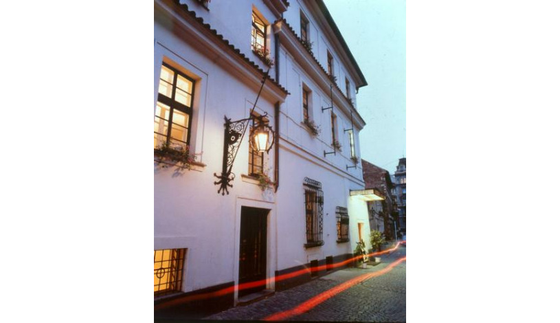 Hotel Kampa Stará zbrojnice – Sivek Hotels Praha