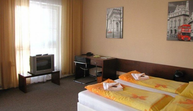 HOTEL BÍLÁ RŮŽE Brno - Dvoulůžkový
