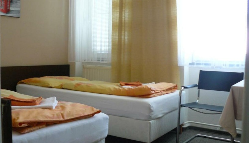 HOTEL BÍLÁ RŮŽE Brno - Třílůžkový