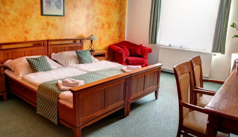 BIRDIE Pension Pardubice