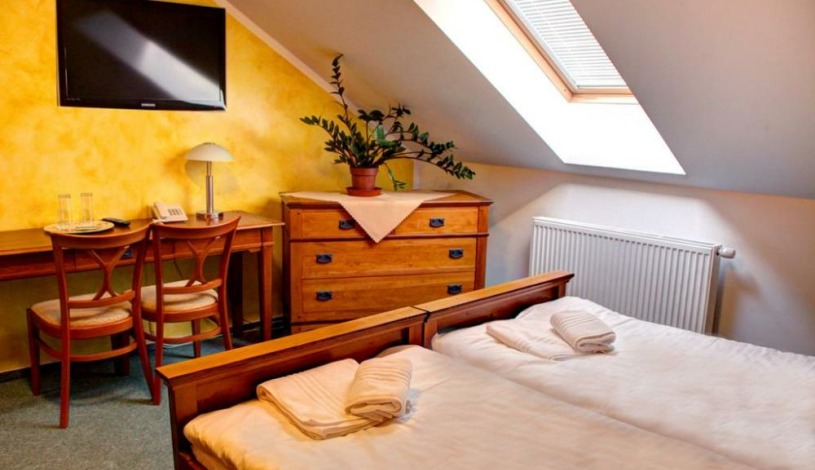 BIRDIE Pension Pardubice