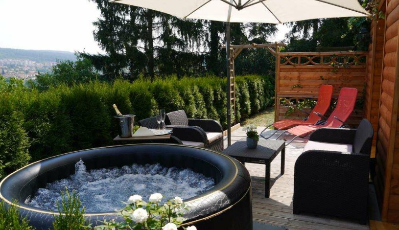 Penzion u Rechů Blansko - Zahradní apartmá s vířivkou a finskou saunou