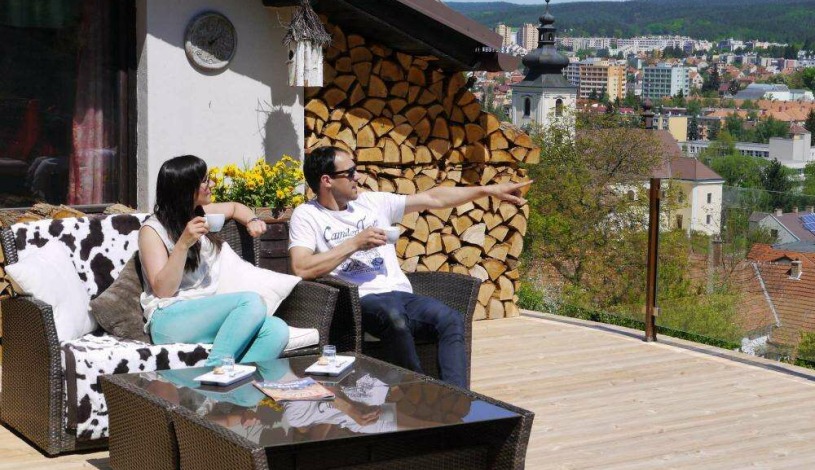 Penzion u Rechů Blansko - Wellness apartmá s vířivkou a kinotelevizí, Zahradní apartmá s vířivkou a finskou saunou