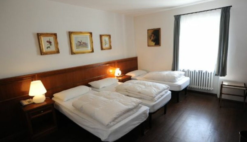 Hotel Borgo Praha - Dreibettzimmer