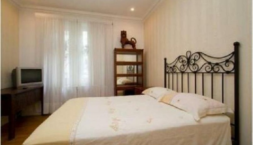 Apartment Borisa Grinchenko Kiev - Apt 24358