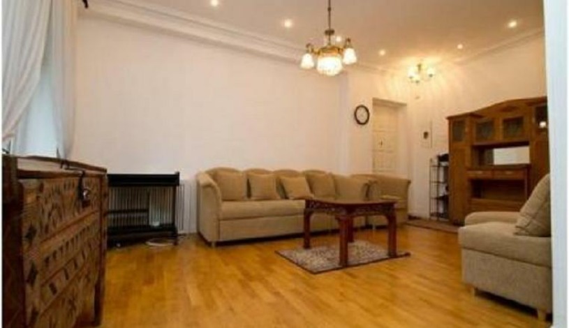 Apartment Borisa Grinchenko Kiev - Apt 24358