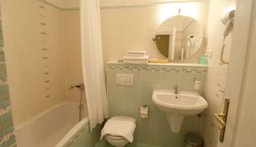 Garni Hotel 1. Plavební Lednice - Dvojlůžkový pokoj 1