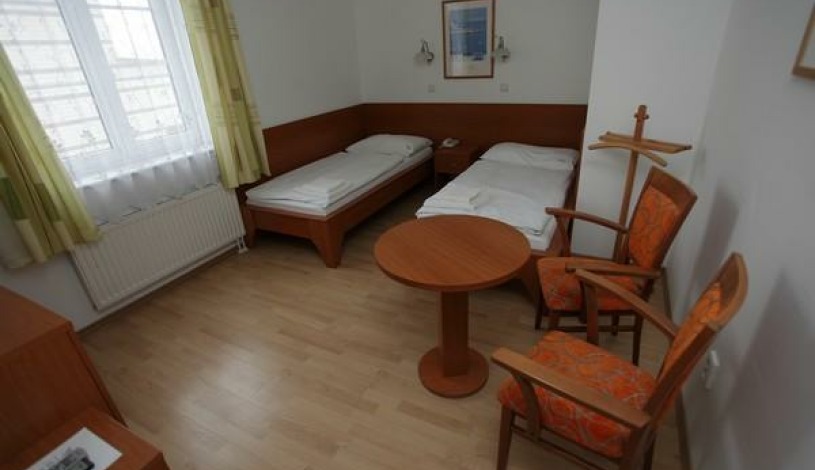 Hotel ROSE & Penzion ROSE & Apartmány ROSE Břeclav