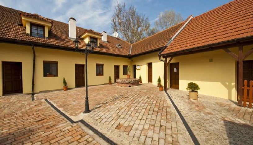Zámecký penzion Rotunda Břeclav