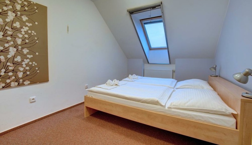 Relax Hotel Štork Lednice - Apartmá čtyřlůžkové B, Dvoulůžkový