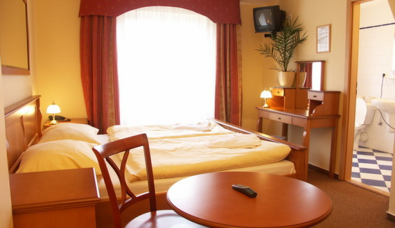 BŘEZINA PENSION Praha