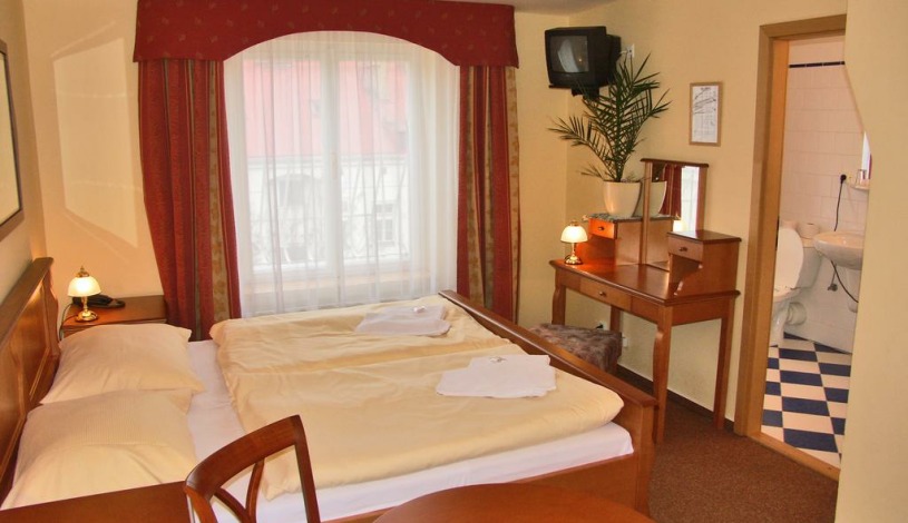 BŘEZINA PENSION Praha