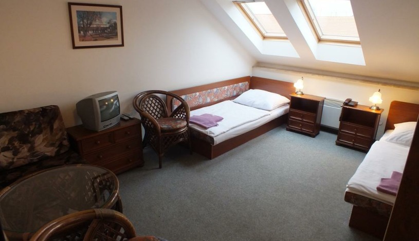 BŘEZINA PENSION Praha