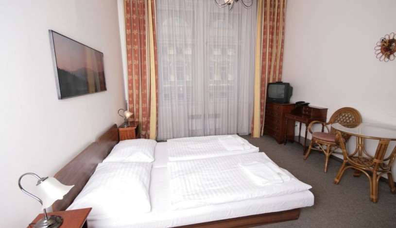 BŘEZINA PENSION Praha