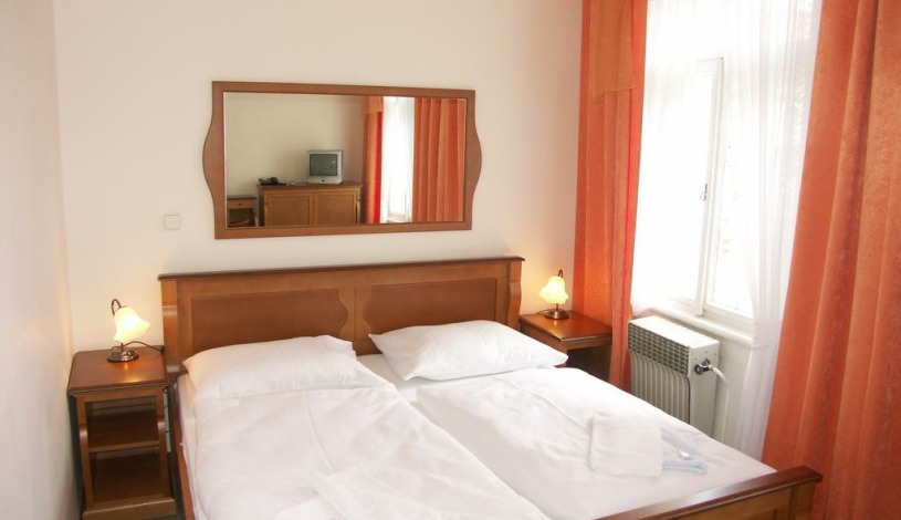 BŘEZINA PENSION Praha