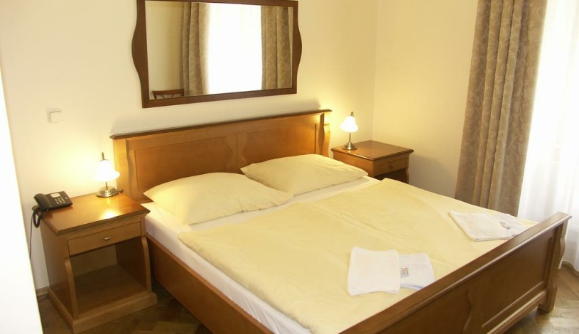 BŘEZINA PENSION Praha