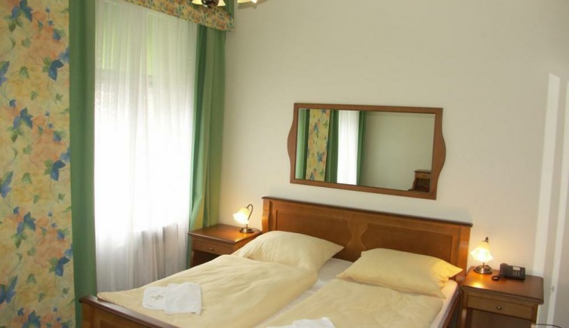 BŘEZINA PENSION Praha