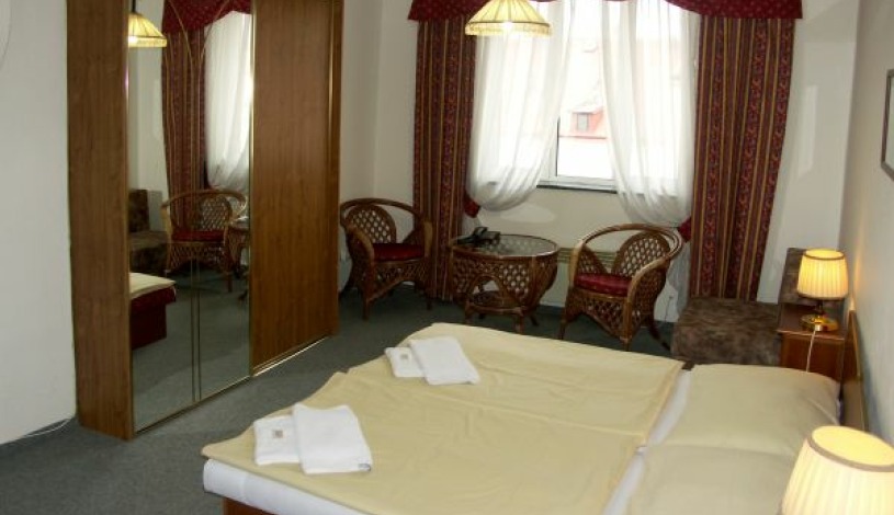 BŘEZINA PENSION Praha