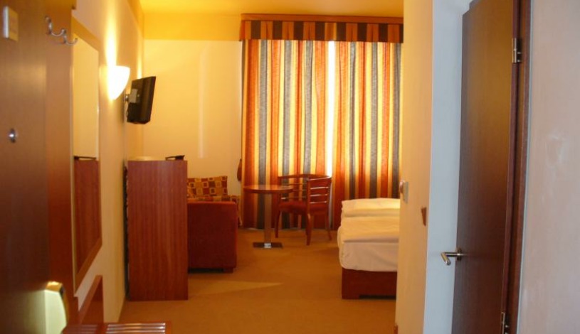 Hotel Atlantis Brno - Dvoulůžkový pokoj Premium