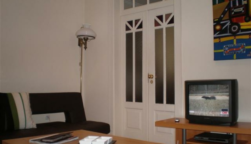 Apartment Calçada do Combro Lisboa - Apt 4440