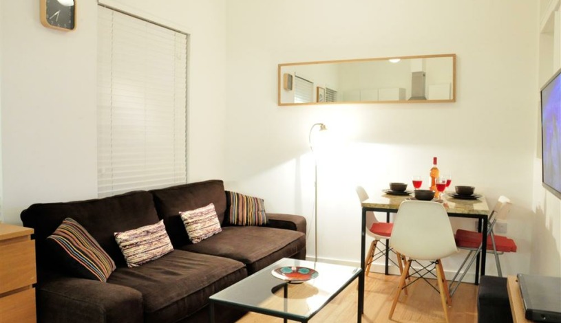 Apartment Caledonian Road London