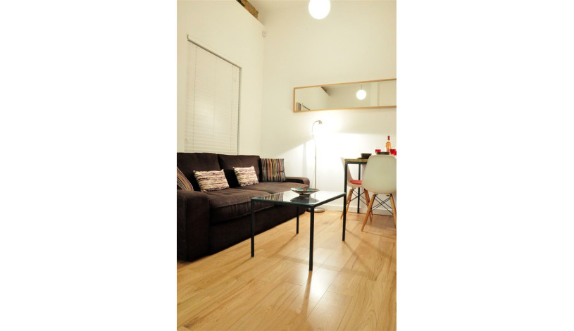 Apartment Caledonian Road London