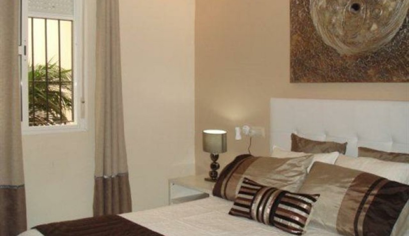 Apartment Calle Alfaqueque Sevilla - Apt 21190