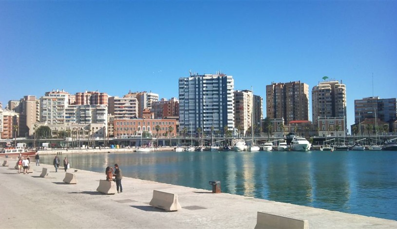 Apartment Calle Carretería Málaga - Apt 33882