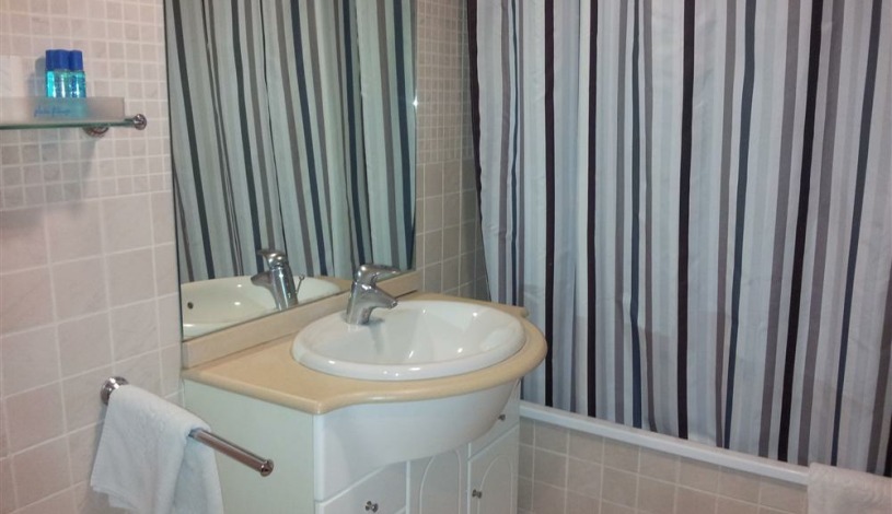 Apartment Calle de Federico Alcácer Aguilar Valencia - Apt 13978