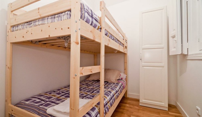 Apartment Calle de la Colegiata 1 Madrid - Apt 41235