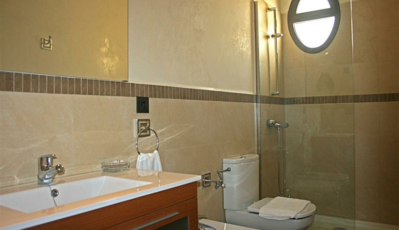 Apartment Calle Lumbreras Sevilla - Apt 28139