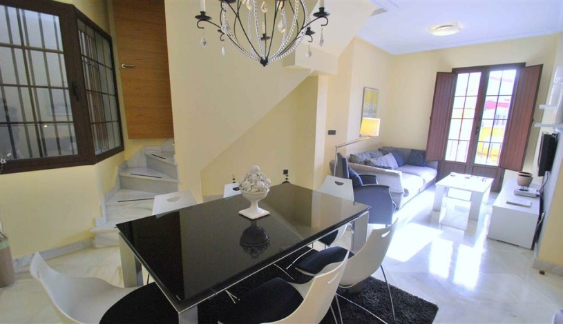 Apartment Calle Lumbreras Sevilla - Apt 28172