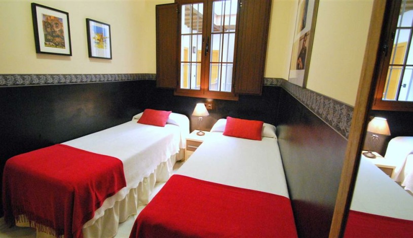 Apartment Calle Lumbreras Sevilla - Apt 28153