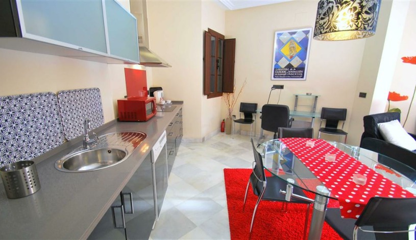 Apartment Calle Lumbreras Sevilla - Apt 28153