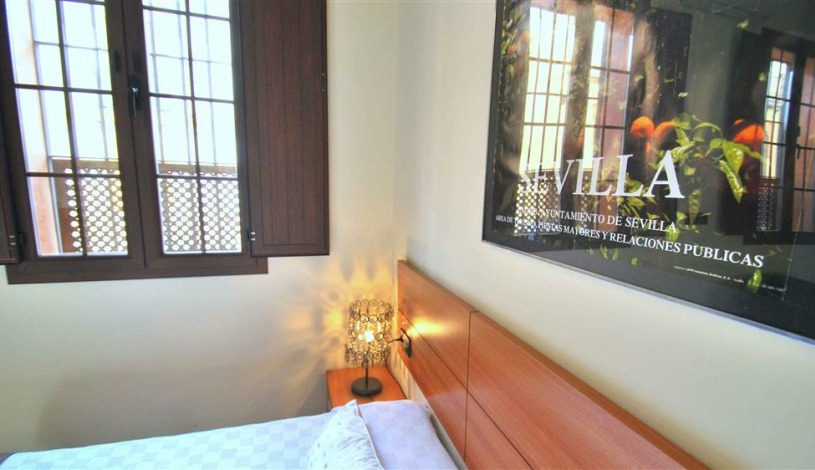 Apartment Calle Lumbreras Sevilla - Apt 28169