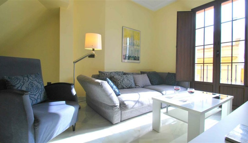 Apartment Calle Lumbreras Sevilla - Apt 28172
